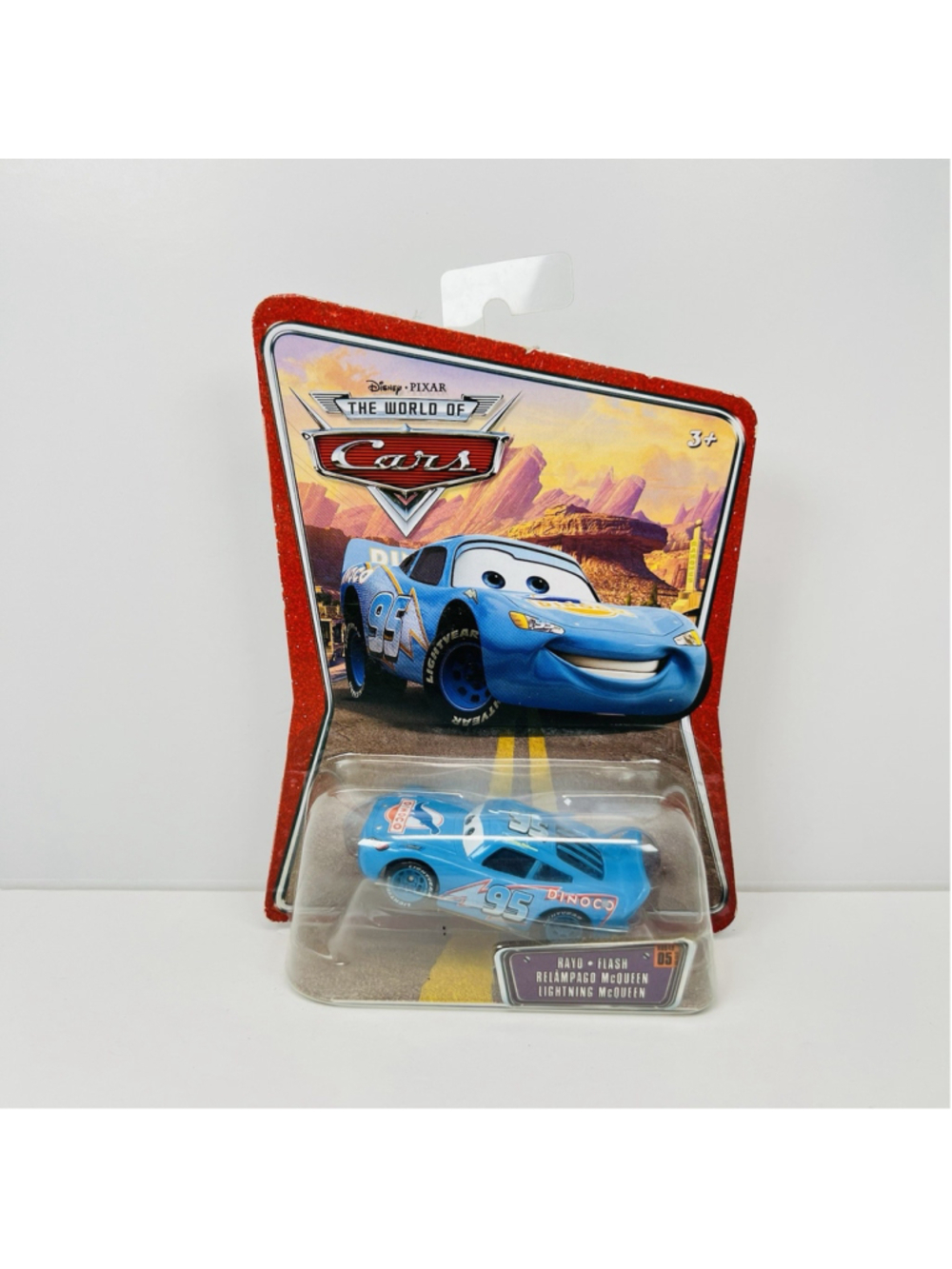 DISNEY PIXAR CARS DINOCO LIGHTNING MCQUEEN #05 THE WORLD OF CARS SERIES